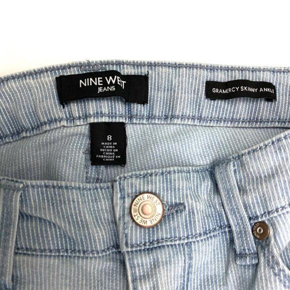 Nine West Gramercy Skinny Ankle Women's size 8 Light Wash Pinstripes Denim Jeans - Picture 3 of 4